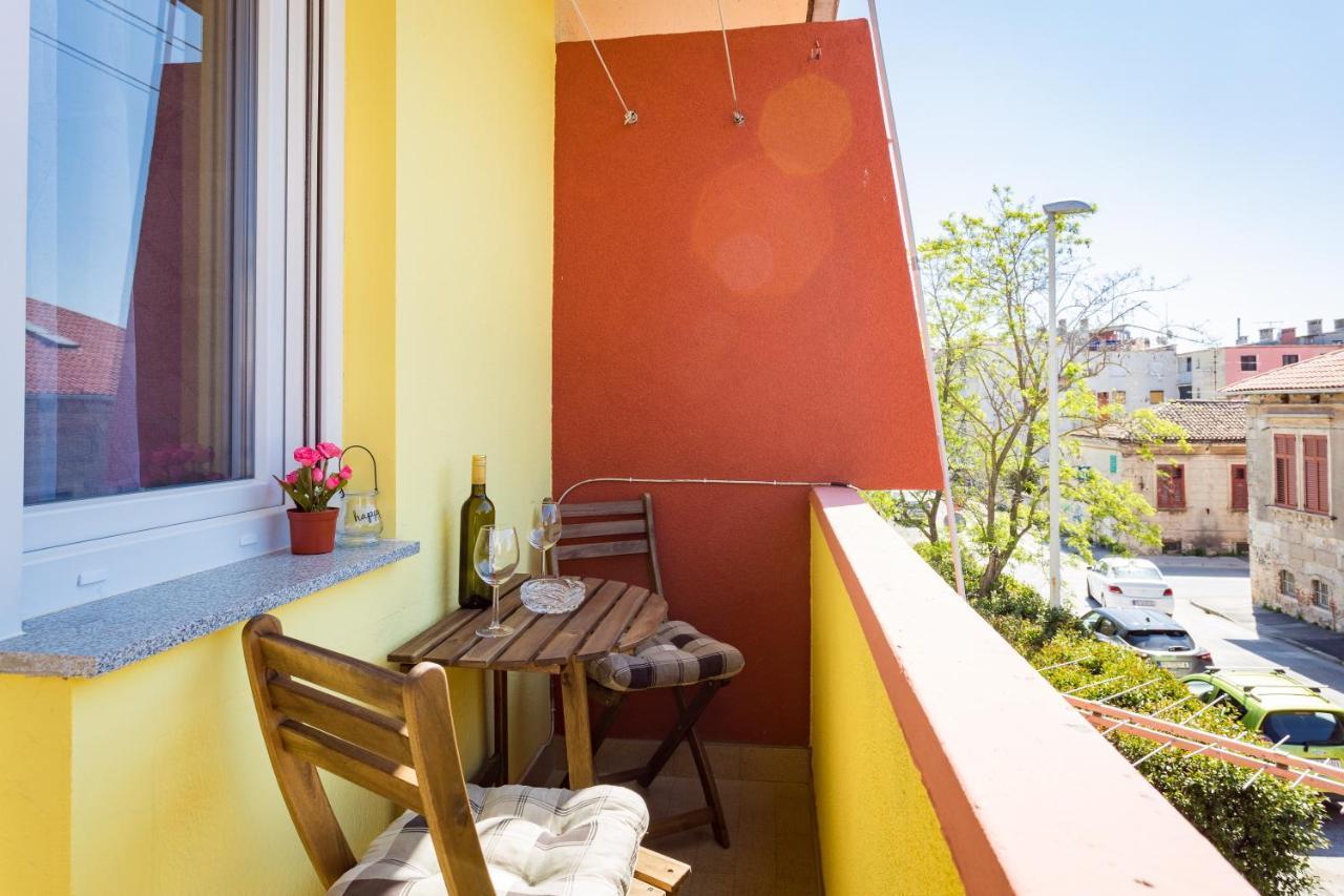 Sunny Apartment Ili Near Amfiteatar PUY 외부 사진