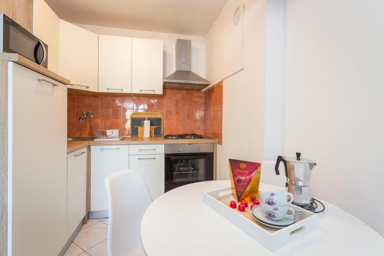 Sunny Apartment Ili Near Amfiteatar PUY 외부 사진